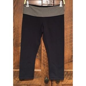 Lululemon Wunder Under Cropped Black Pants 8